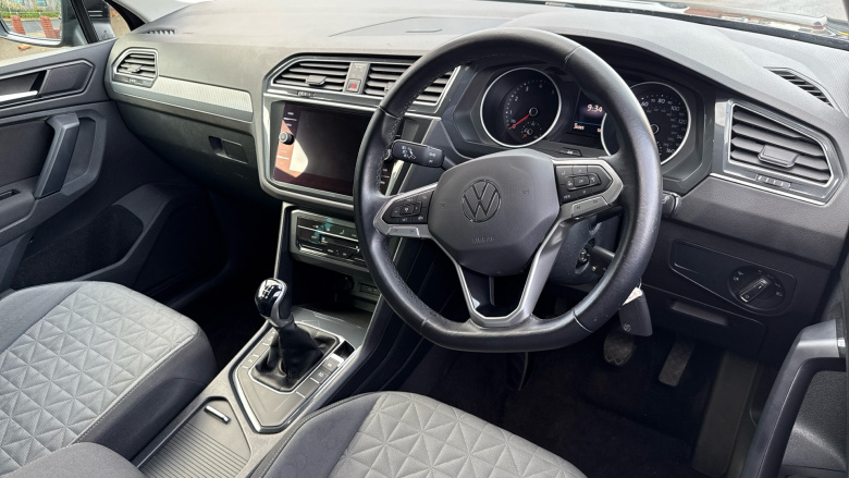 Volkswagen Tiguan 1.5 TSI 150 Life 5dr Petrol Estate